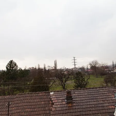 & Enjoy Apartment